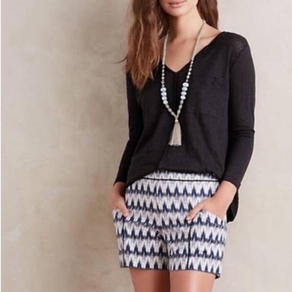 Anthropologie Cartonnier Larimar Shorts in Blue‎ Ikat With Front Pockets Size 8